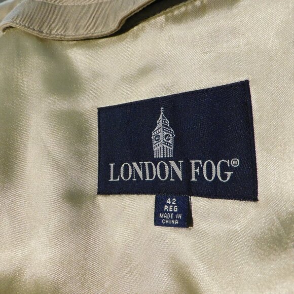 London Fog Khaki Double Breasted Trench Coat with Zip Out Liner 42 Reg Belted - Picture 4 of 15